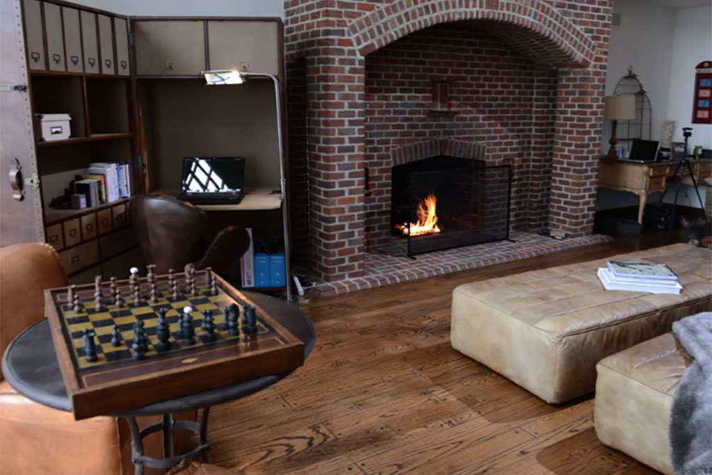 indigo-ranch-house-fireplace